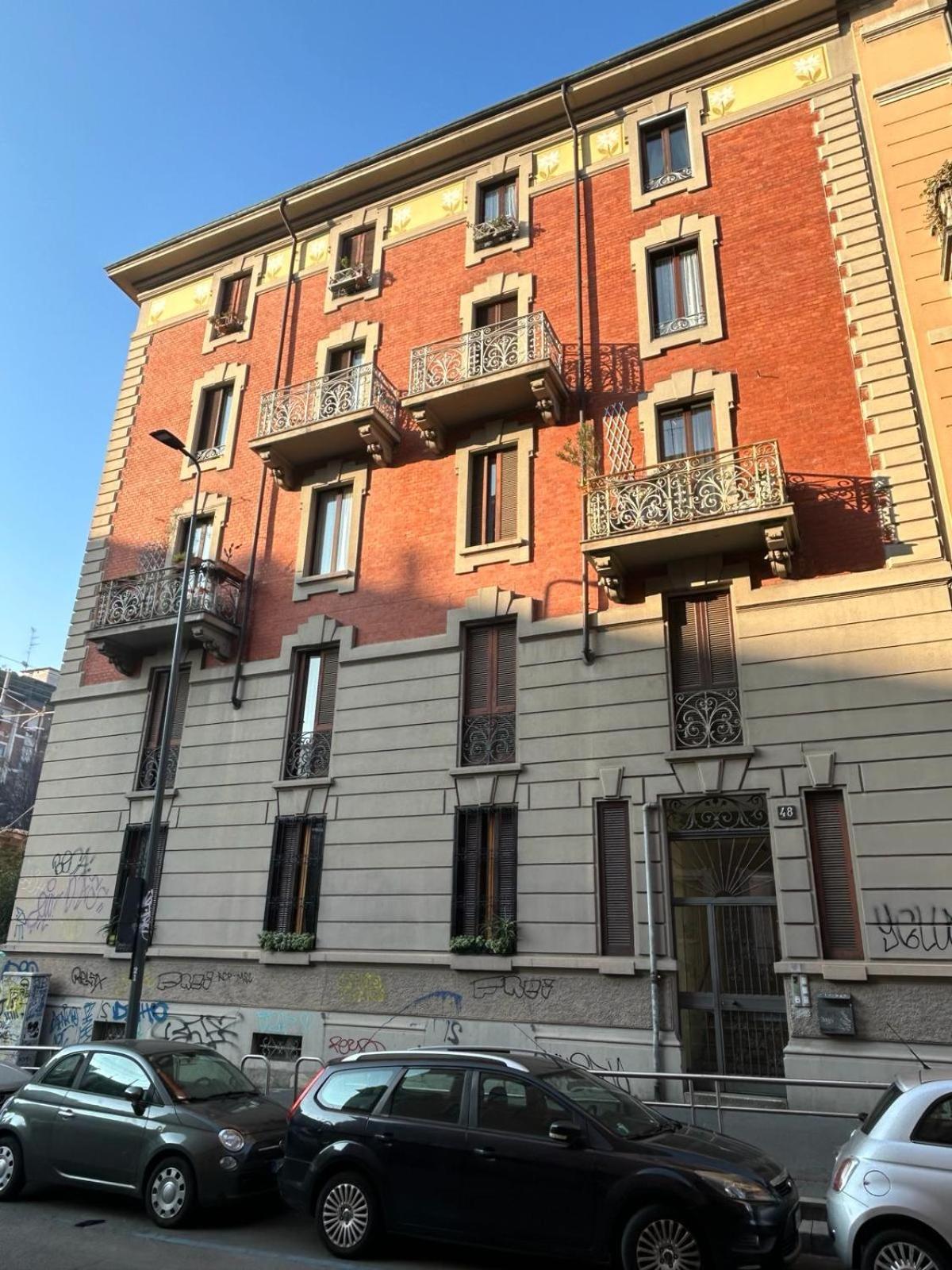 Ampio Bilocale Sui Navigli Milano Apartamento Exterior foto