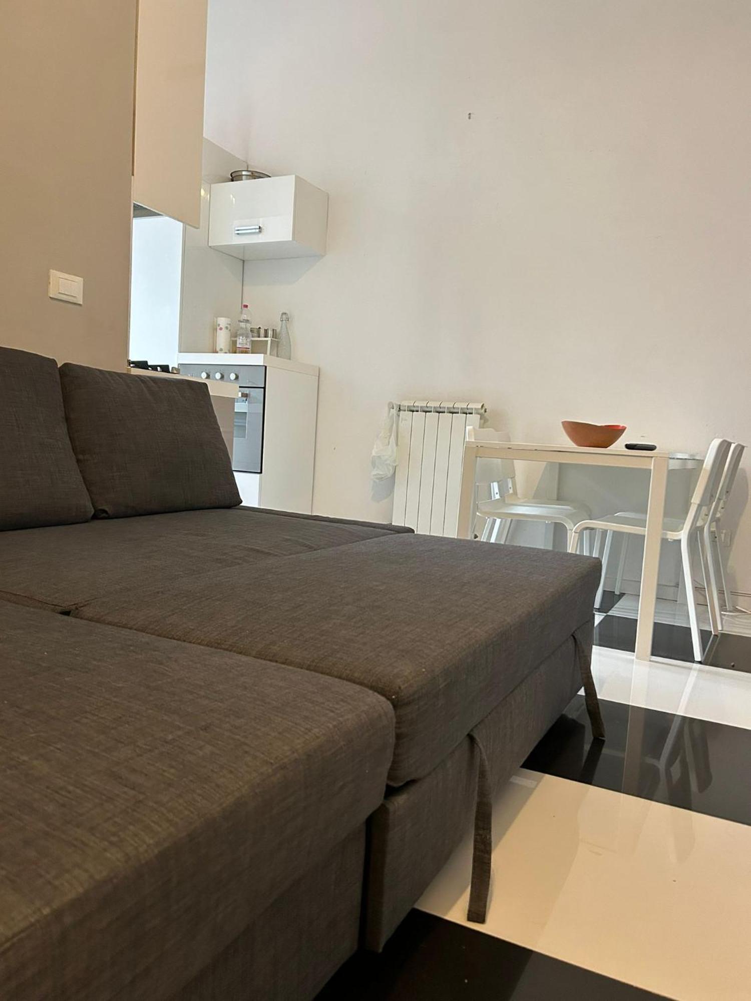 Ampio Bilocale Sui Navigli Milano Apartamento Exterior foto