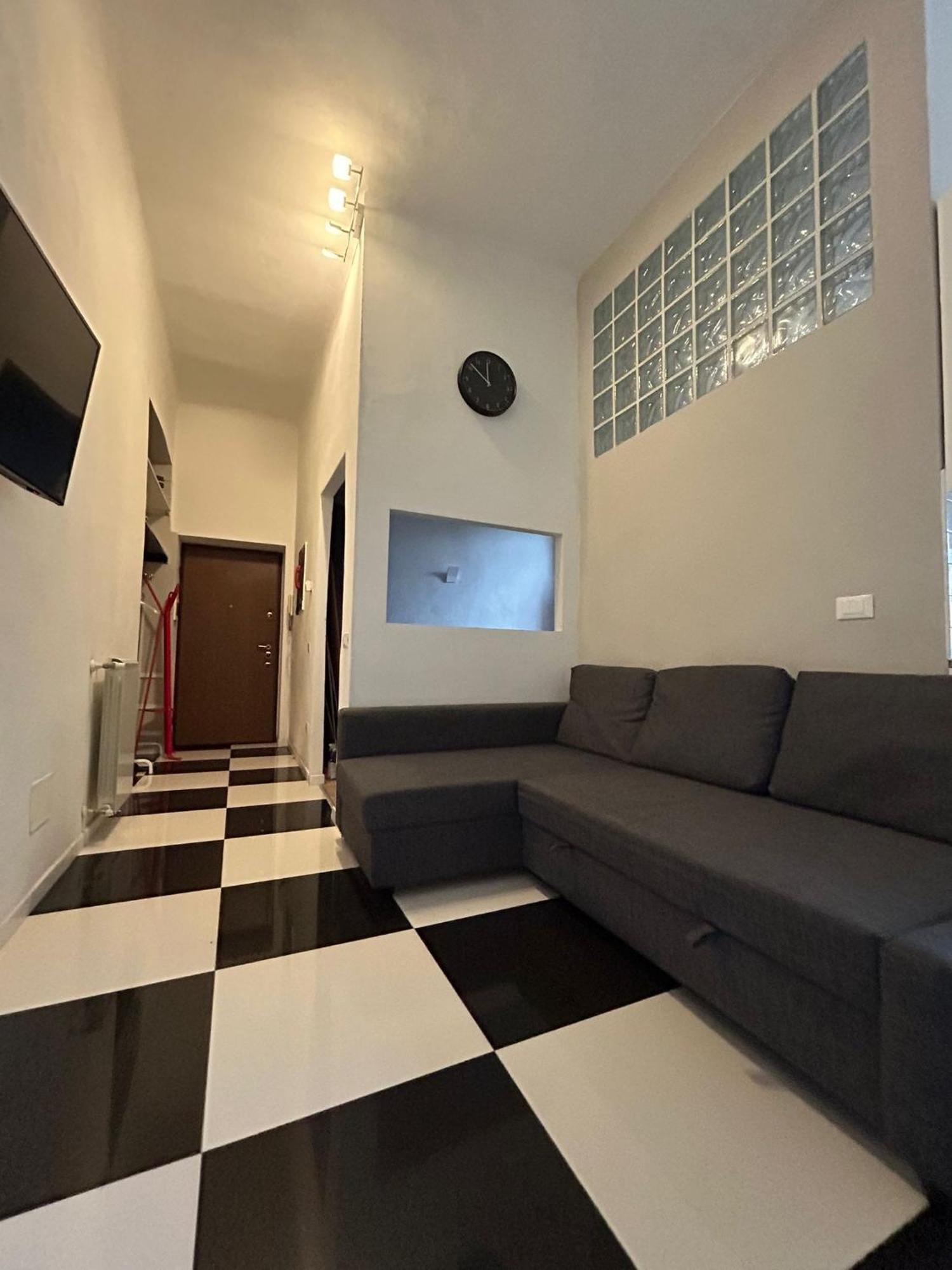 Ampio Bilocale Sui Navigli Milano Apartamento Exterior foto